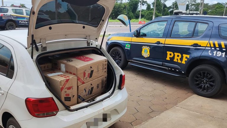 A Polícia Rodoviária Federal apreendeu cigarros contrabandeados em Bataguassu, no Mato Grosso do Sul.