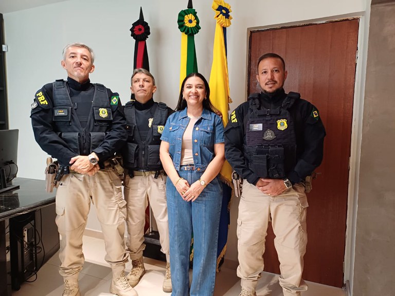 A Polícia Rodoviária Federal e a Prefeitura de Malta-PB se uniram para melhorar a segurança nas estradas da cidade.