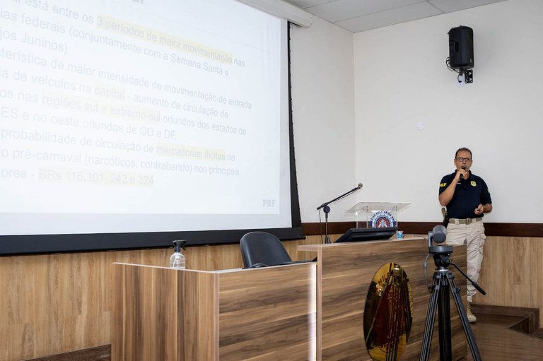 A PRF participa de um encontro com entidades ligadas ao Carnaval de 2025 na Bahia.