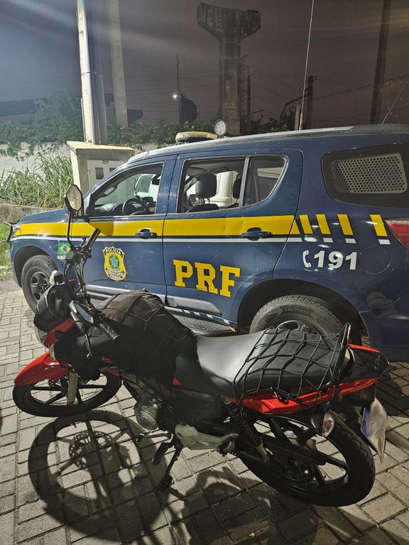 Uma motocicleta foi encontrada e devolvida na região da Baixada Fluminense.